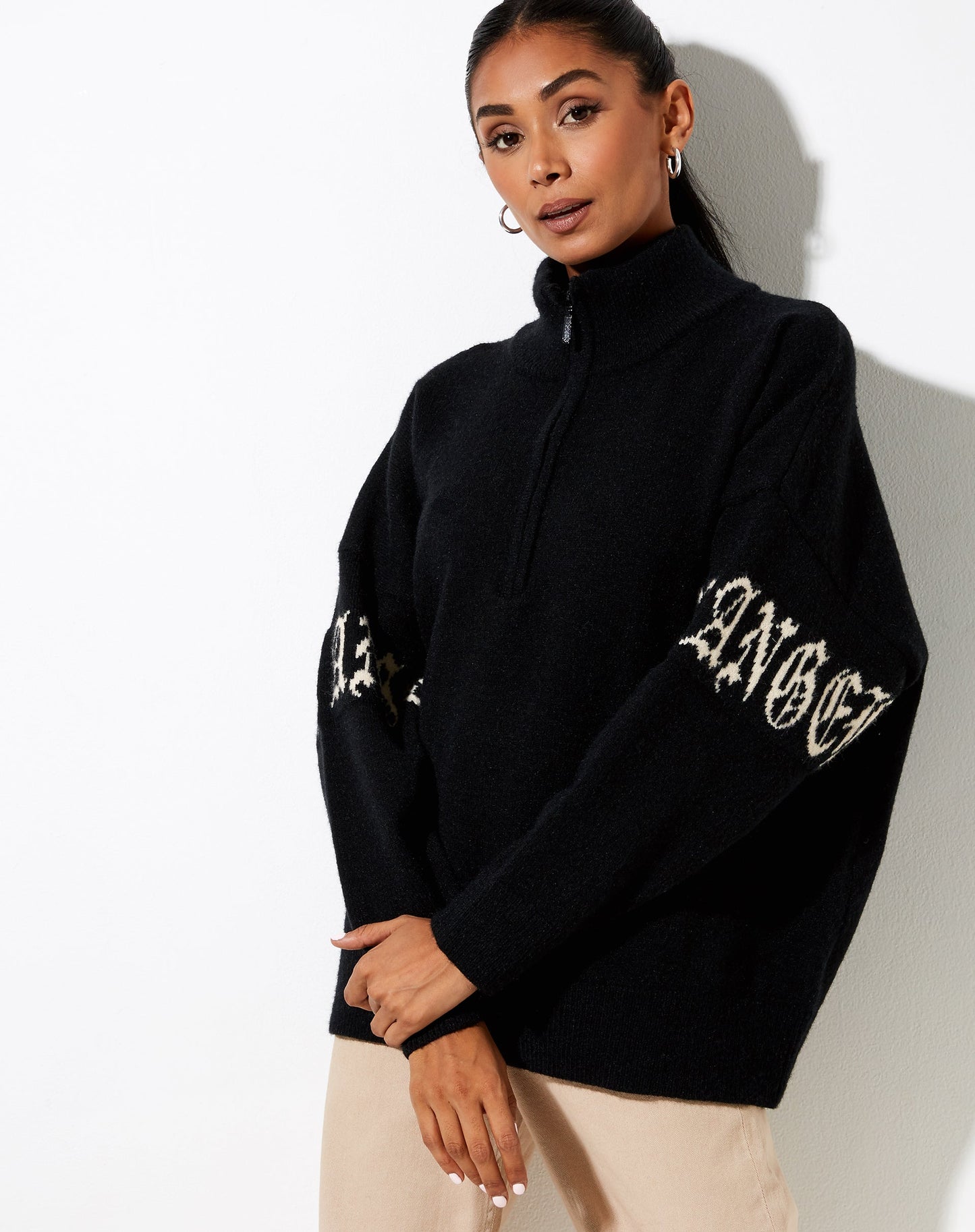 Tusca Sweatshirt in Black with Angel on Sleeve