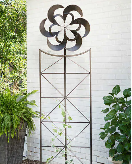 Trellis Wind Spinner