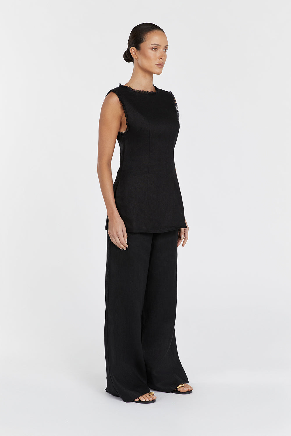 NELLIE BLACK LINEN TUNIC TOP