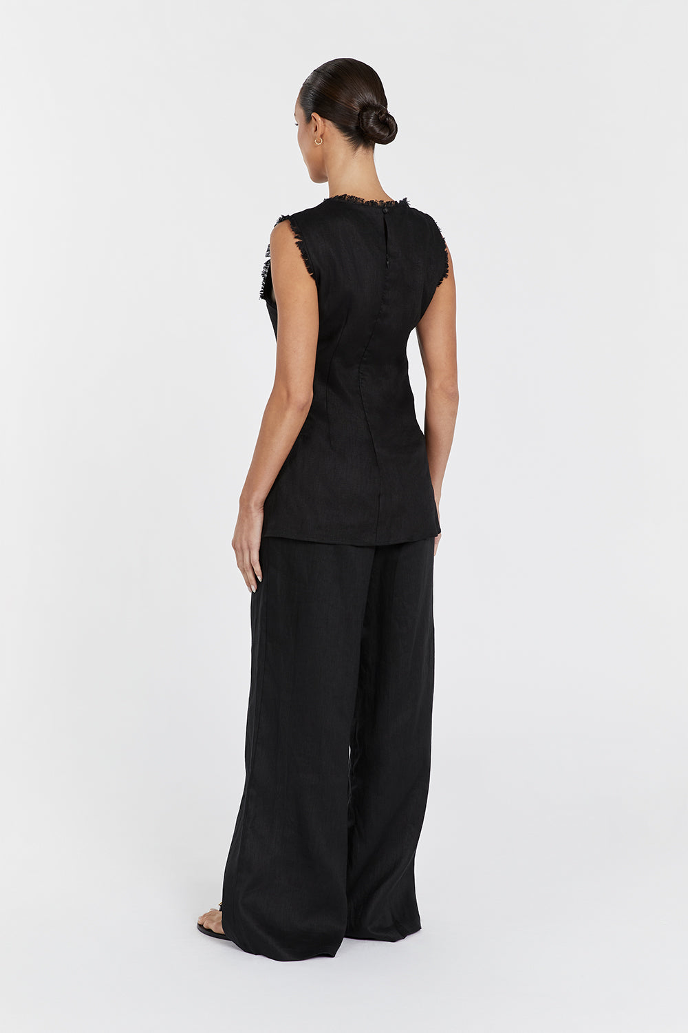 NELLIE BLACK LINEN TUNIC TOP