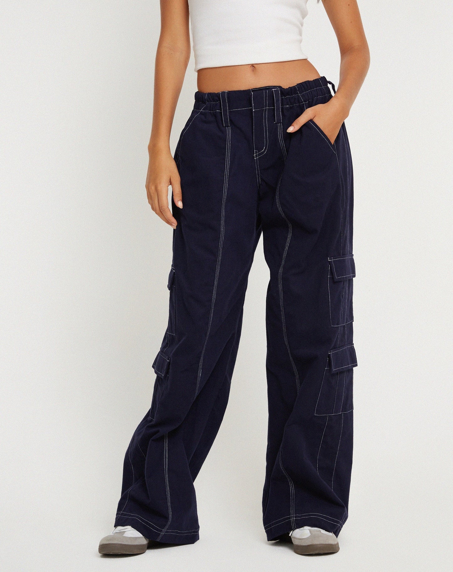 Hansa Trouser in Navy with Top White Stitch