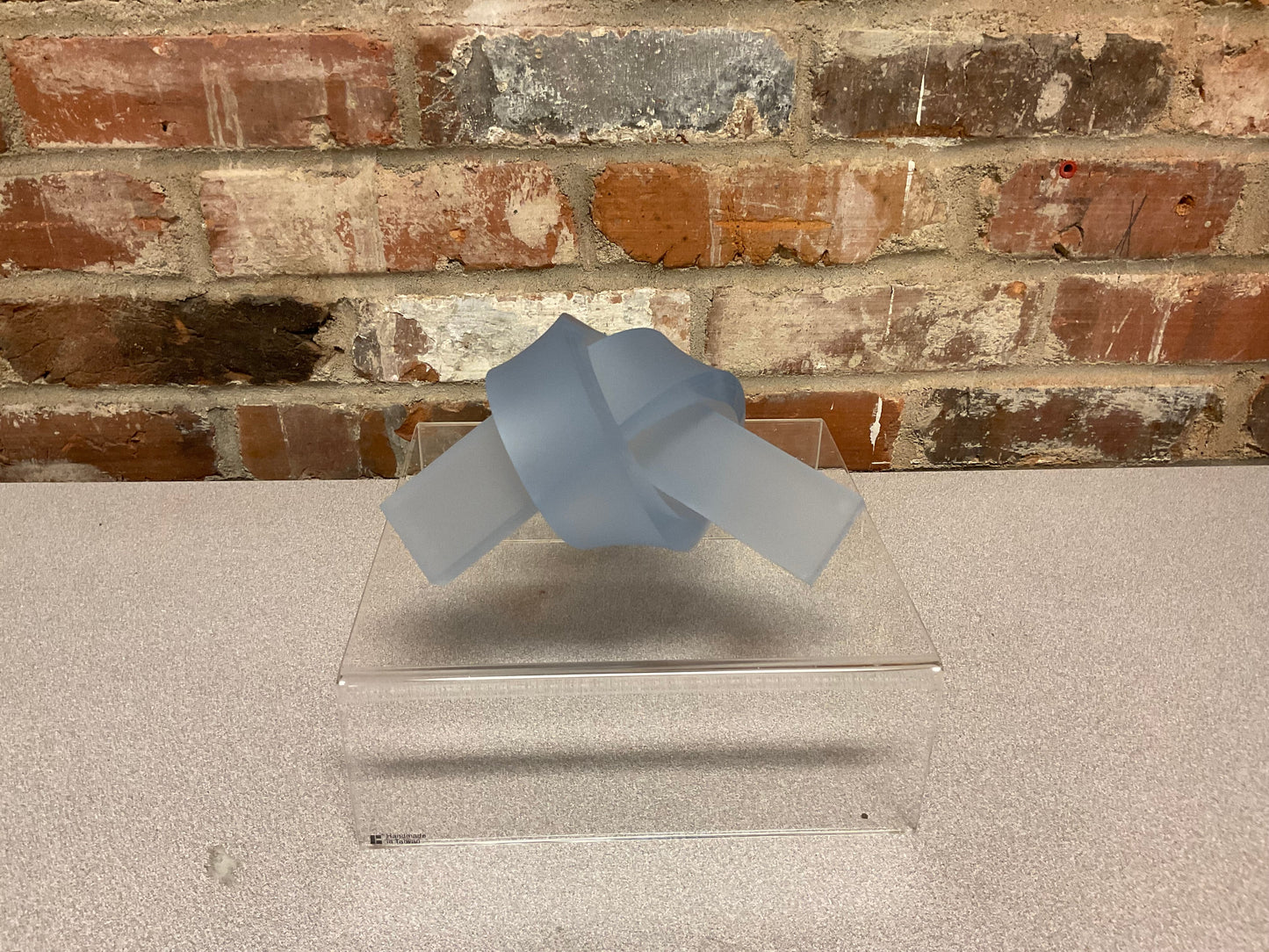 Acrylic Love Knot