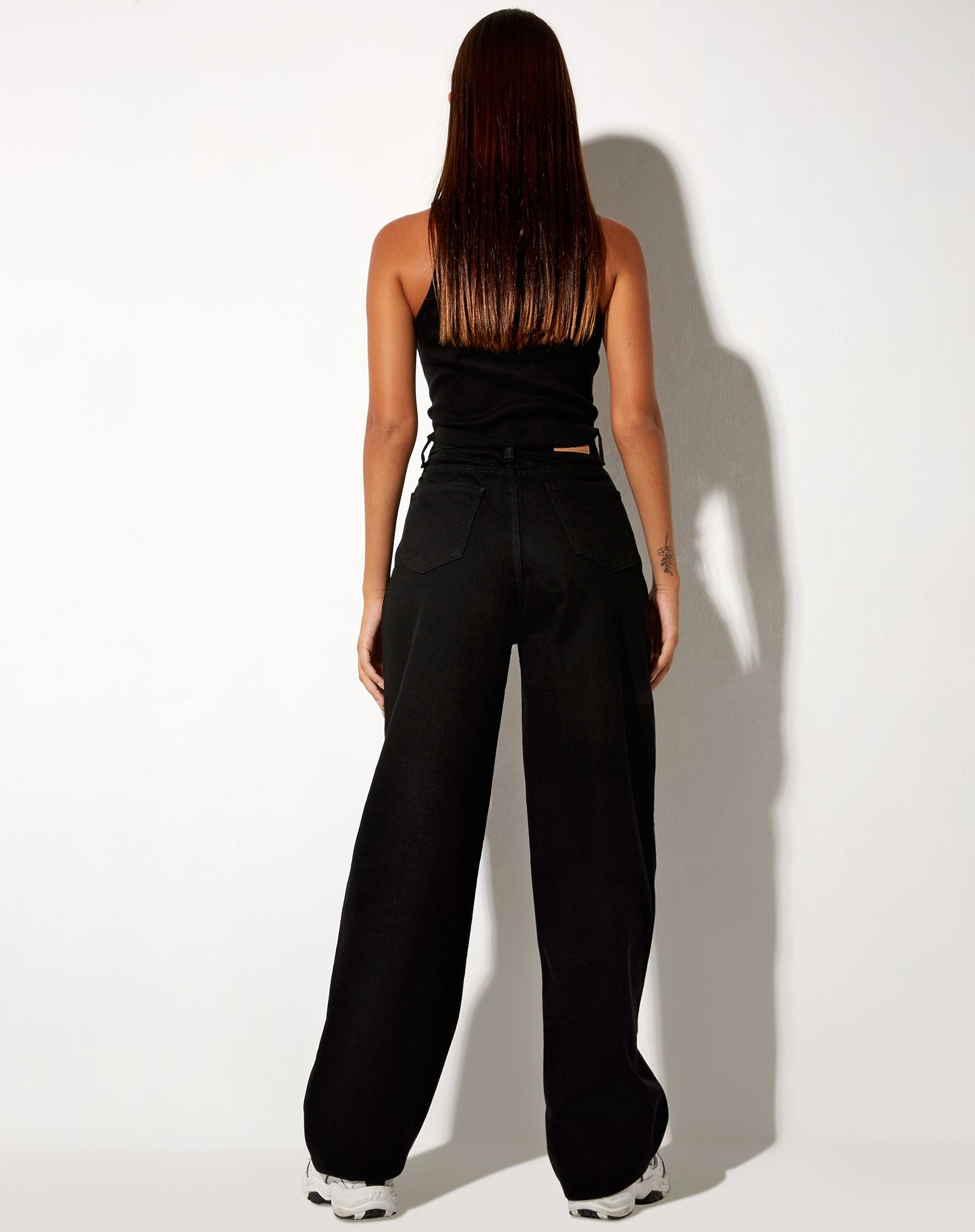 Parallel Jeans in Rinse Black Wash