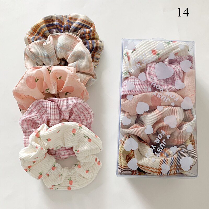 7PCS Plush Scrunchies