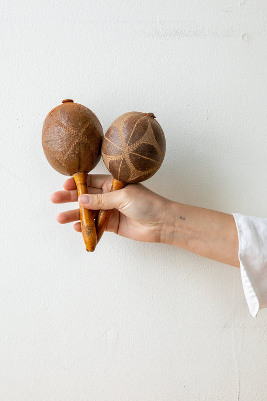 Etched Maracas