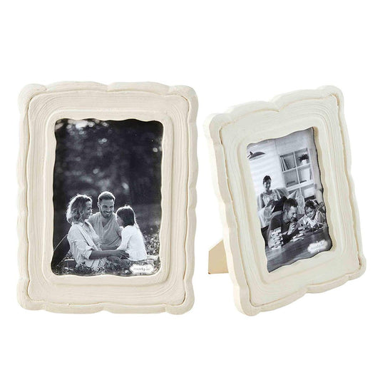 White Scallop Frame